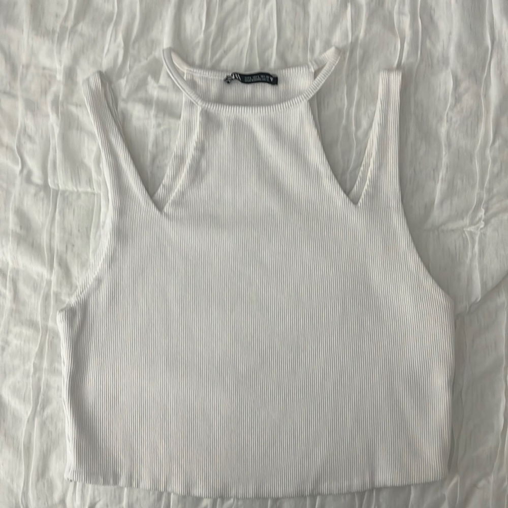 NWOT Zara White Crop Top with Cutouts